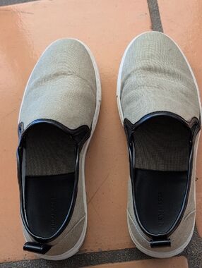 Moral Code "Ash" Men's Vegan Slip-On Canvas Sneakers: Size 10
